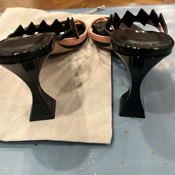 Manolo Blahnik Sandals - Picture 3 of 5